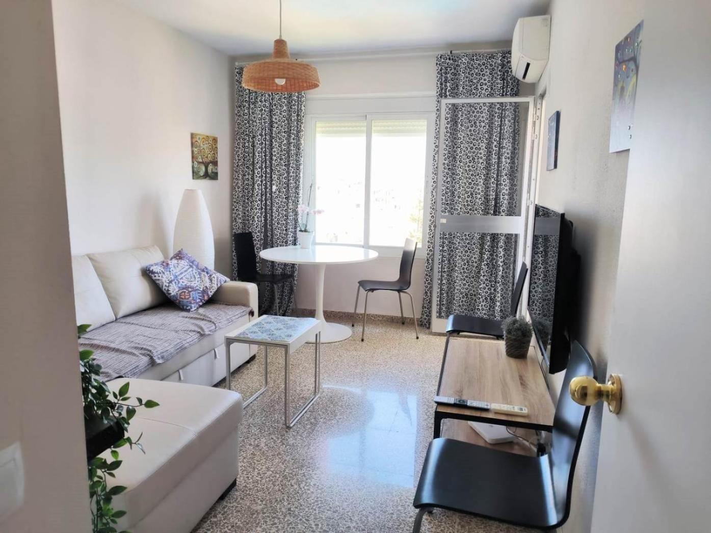 Luminoso Apartamento Playa Torrecilla. Con Piscina Nerja Zewnętrze zdjęcie